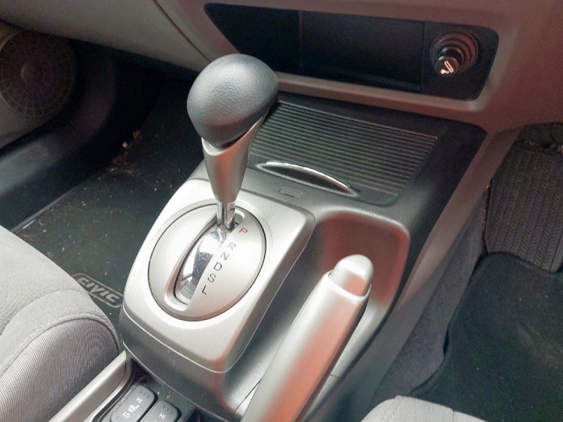 Y135, Honda Civic 2008, 1.3, электро, АКПП