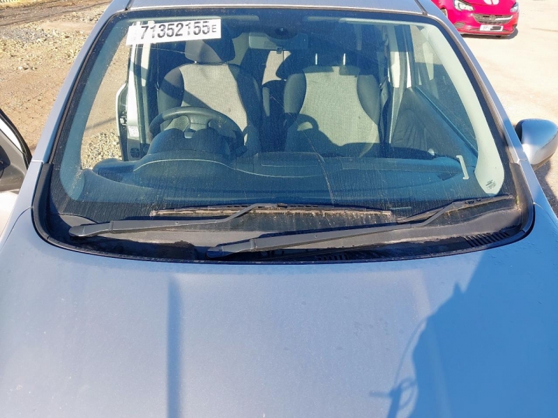 Y136, Nissan Note 2011, 1.4, бензин, МКПП