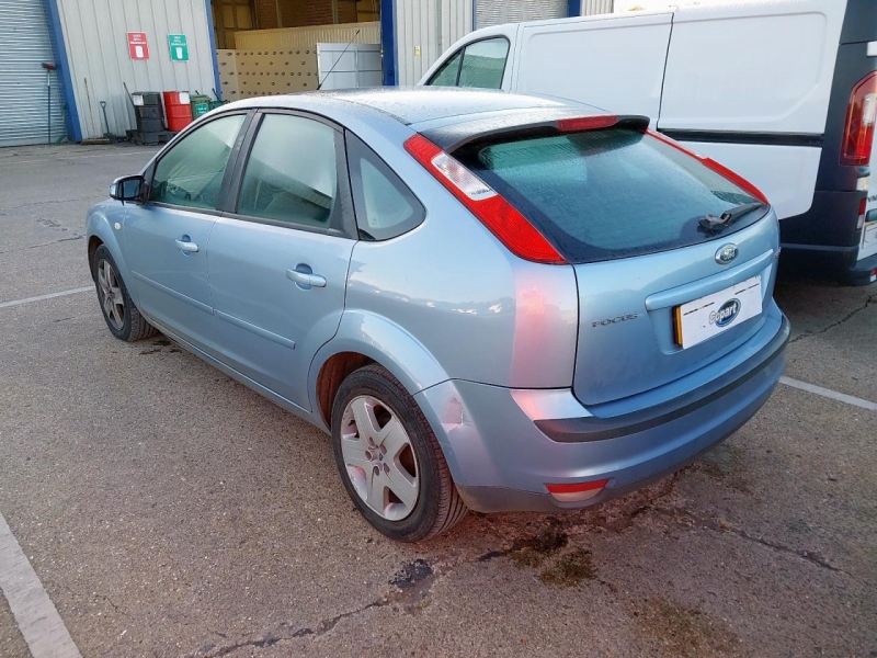 W335, Ford Focus 2007, 1.6, бензин, МКПП