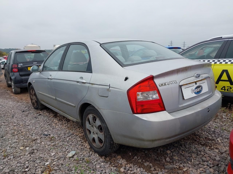 W346, Kia Cerato 2005, 2.0, бензин, МКПП