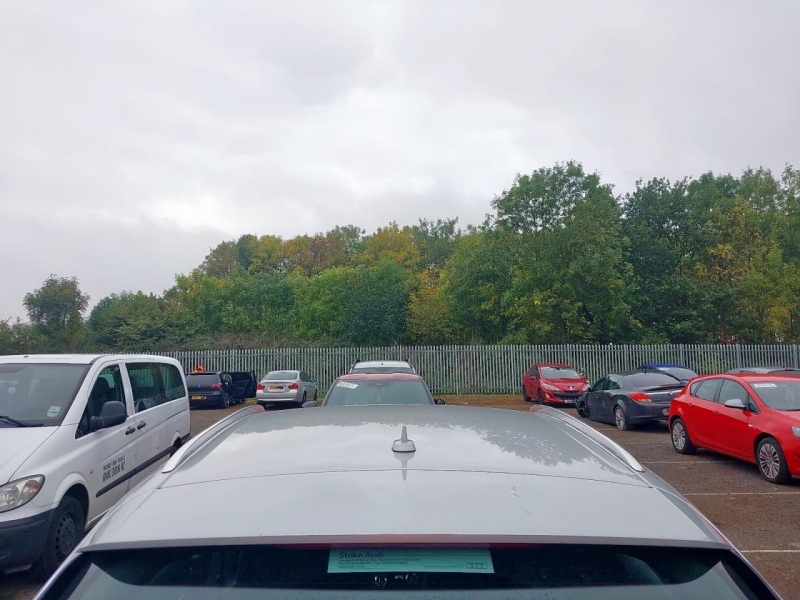 U222, Audi Q3 2013, 2.0, дизель, МКПП