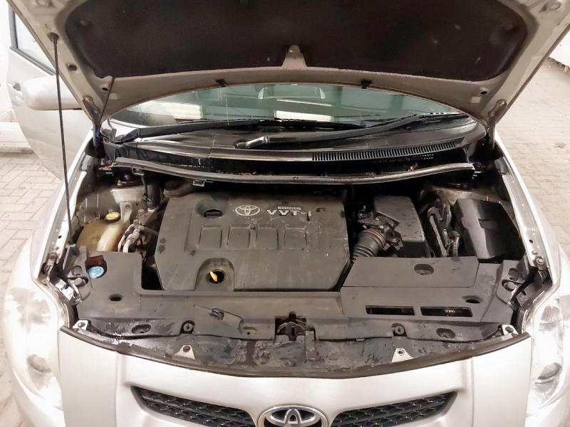 Y156, Toyota Auris 2008, 1.6, бензин, МКПП