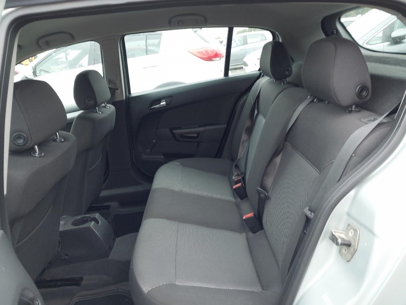 U231, Opel Astra 2010, 1.8, бензин, АКПП