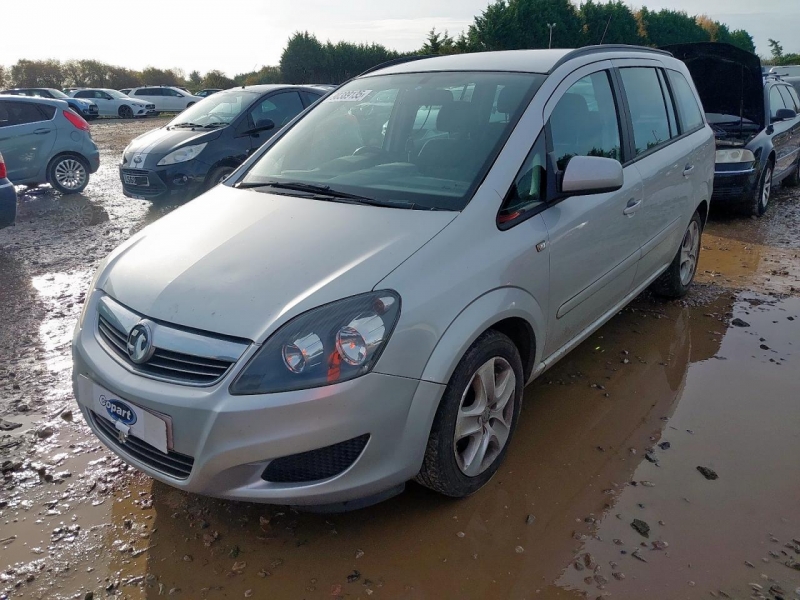 Y163, Opel Zafira 2012, 1.6, бензин, МКПП