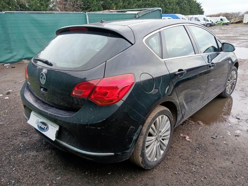 U244, Opel Astra 2015, 1.4, бензин, МКПП