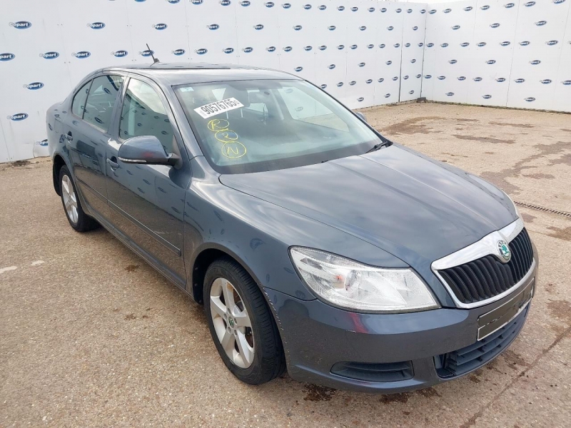 Y169, Skoda Octavia 2012, 1.4, бензин, МКПП