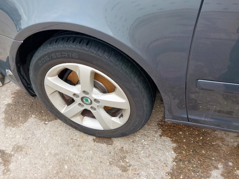 Y169, Skoda Octavia 2012, 1.4, бензин, МКПП