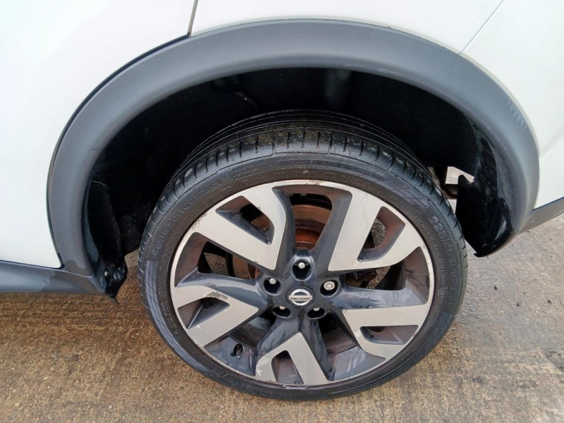 Y172, Nissan Juke 2013, 1.6, бензин, МКПП