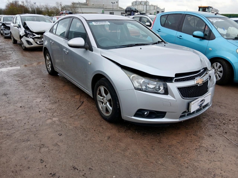 W368, Chevrolet Cruze 2012, 1.6, бензин, АКПП