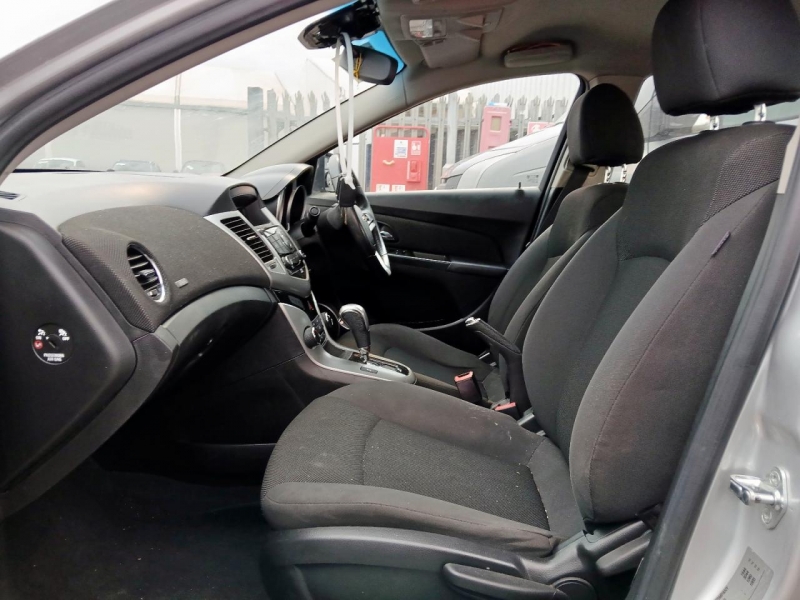 W368, Chevrolet Cruze 2012, 1.6, бензин, АКПП