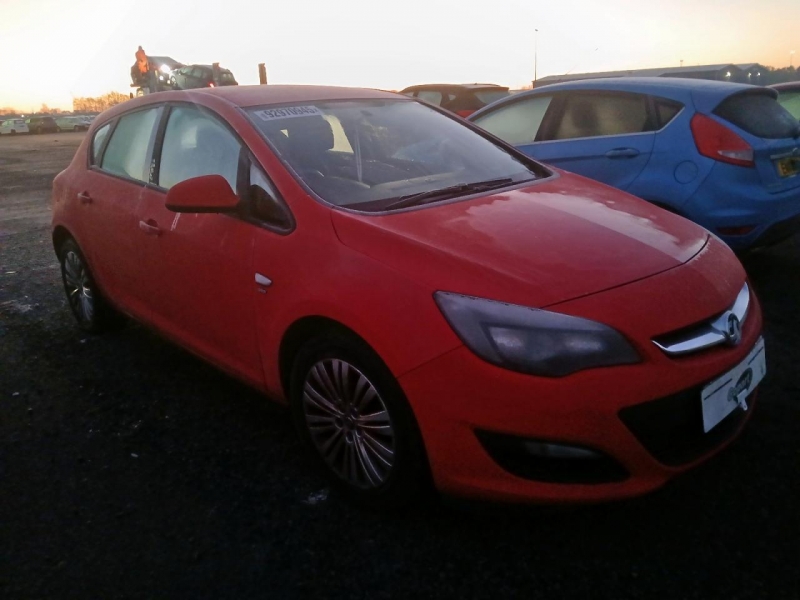 U250, Opel Astra 2013, 1.4, бензин, МКПП