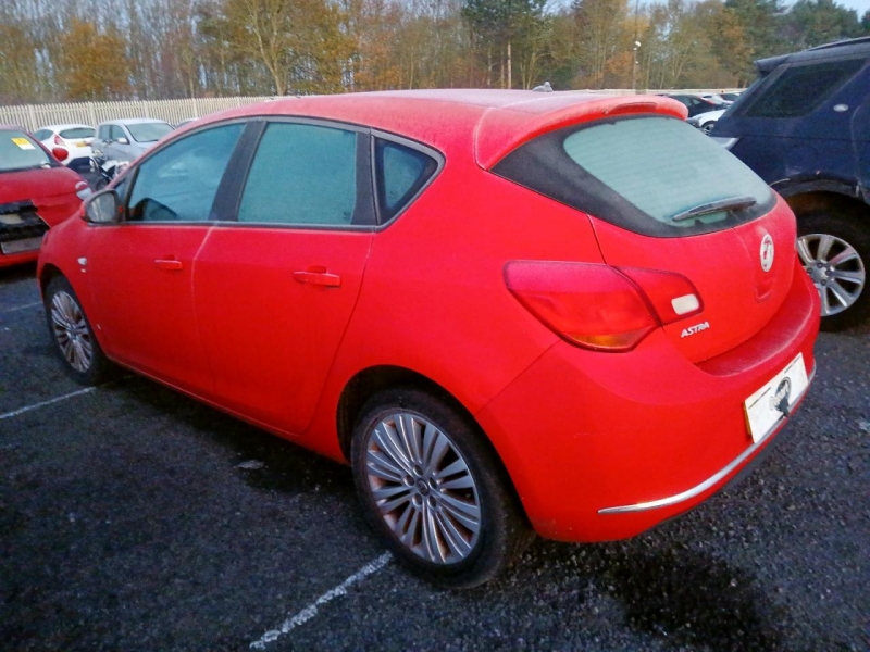 U250, Opel Astra 2013, 1.4, бензин, МКПП