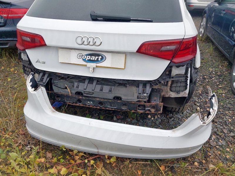 Y176, Audi A3 2014, 1.8, бензин, МКПП
