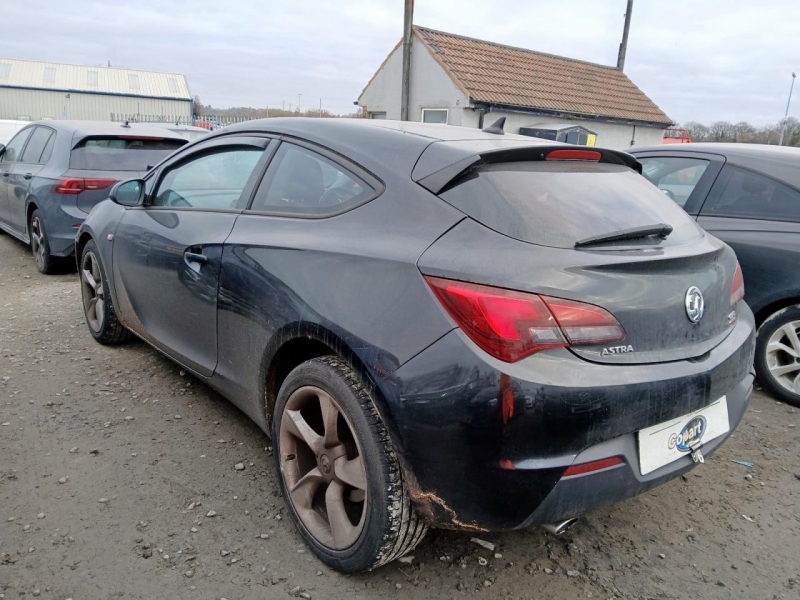 W391, Opel Astra 2012, 1.4, бензин, МКПП