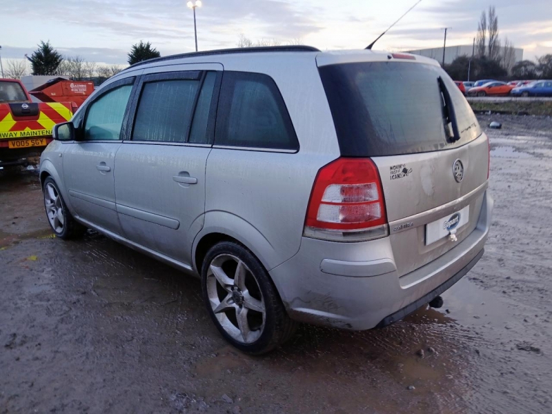 Y191, Opel Zafira 2011, 1.6, бензин, МКПП