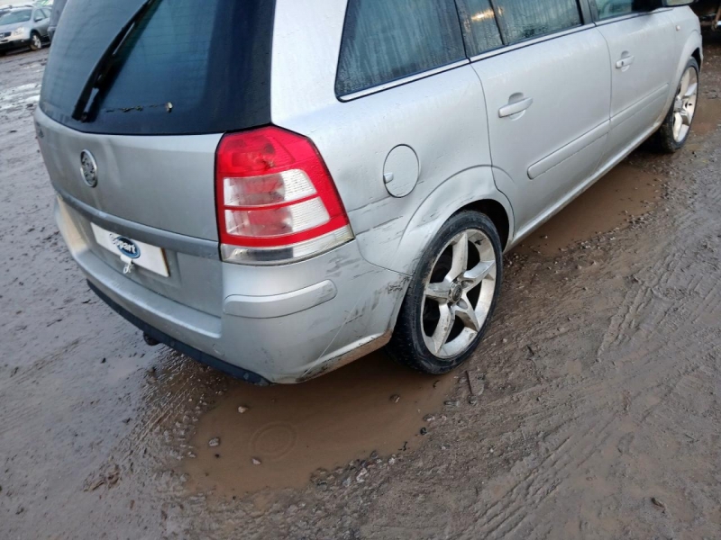 Y191, Opel Zafira 2011, 1.6, бензин, МКПП