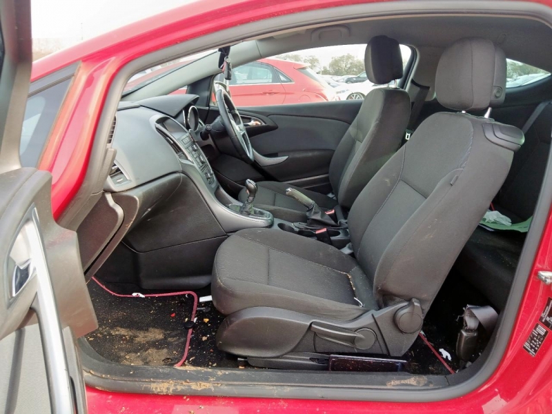 Y209, Opel Astra 2014, 1.6, бензин, МКПП