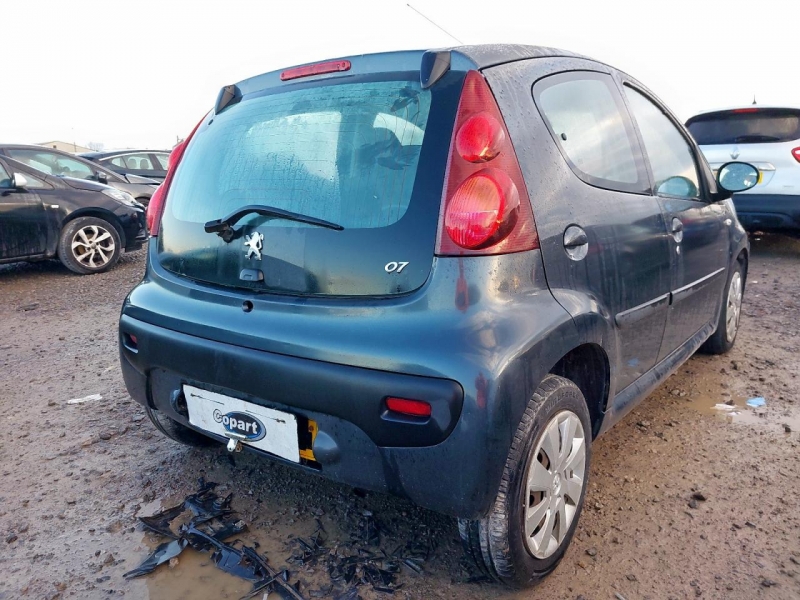 U305, Peugeot 107 2012, 1.0, бензин, МКПП