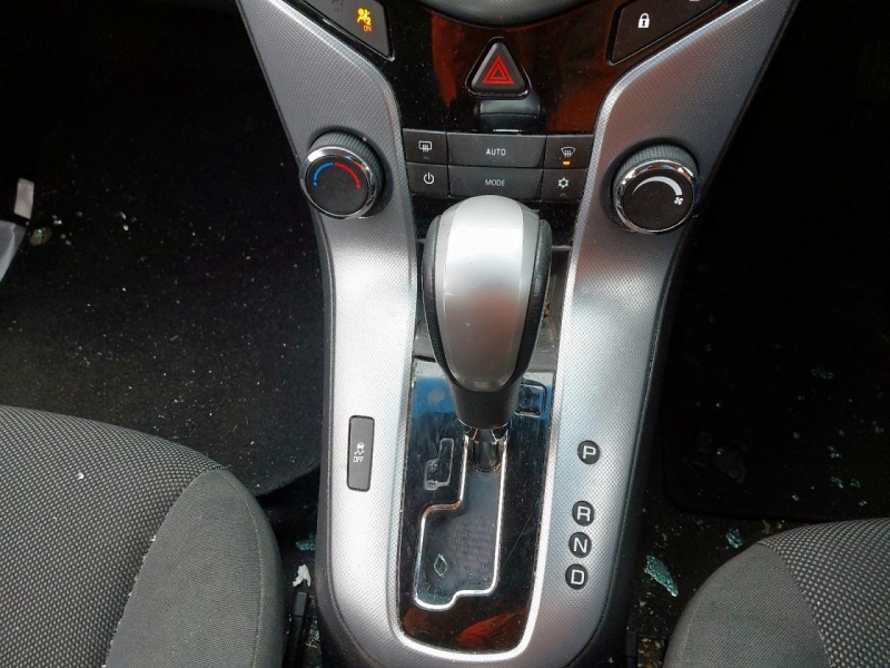 U318, Chevrolet Cruze 2012, 1.8, бензин, АКПП