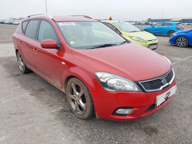 U325, Kia Ceed 2010, 1.6, дизель, МКПП