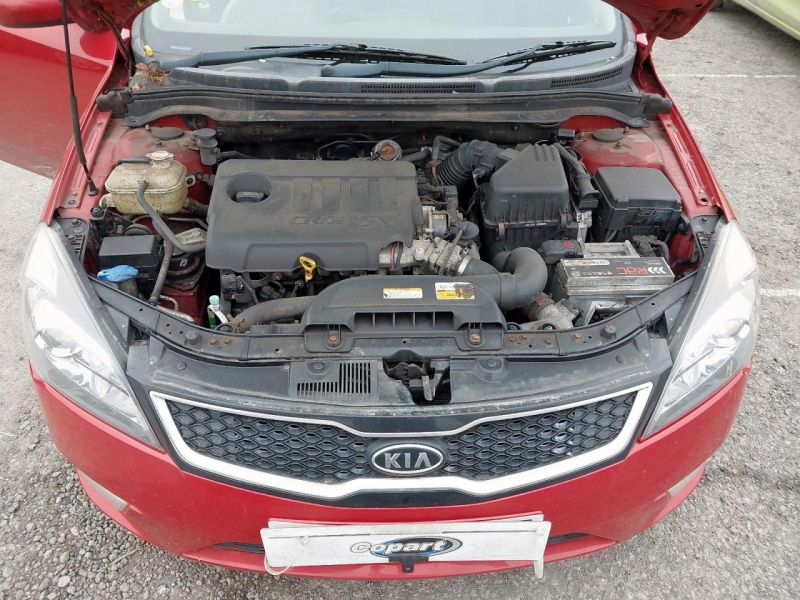 U325, Kia Ceed 2010, 1.6, дизель, МКПП