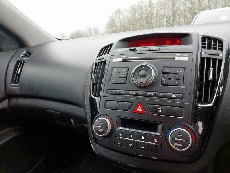 U325, Kia Ceed 2010, 1.6, дизель, МКПП