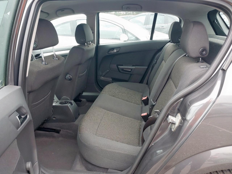 U333, Opel Astra 2010, 1.8, бензин, МКПП