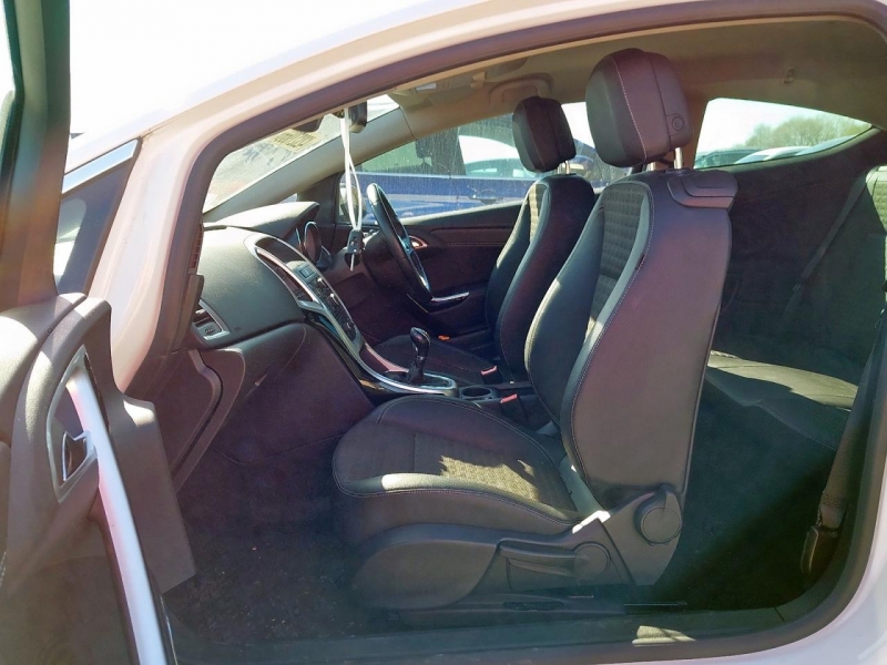 Y226, Opel Astra 2012, 1.6, бензин, МКПП