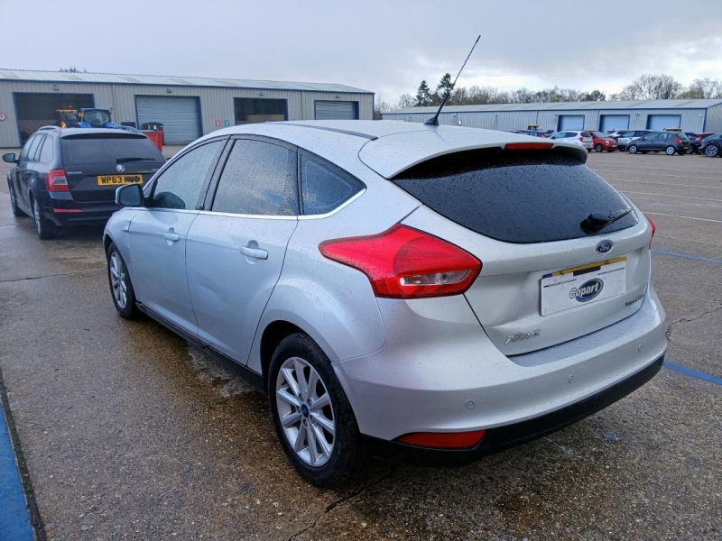 W437, Ford Focus 2015, 1.6, бензин, АКПП