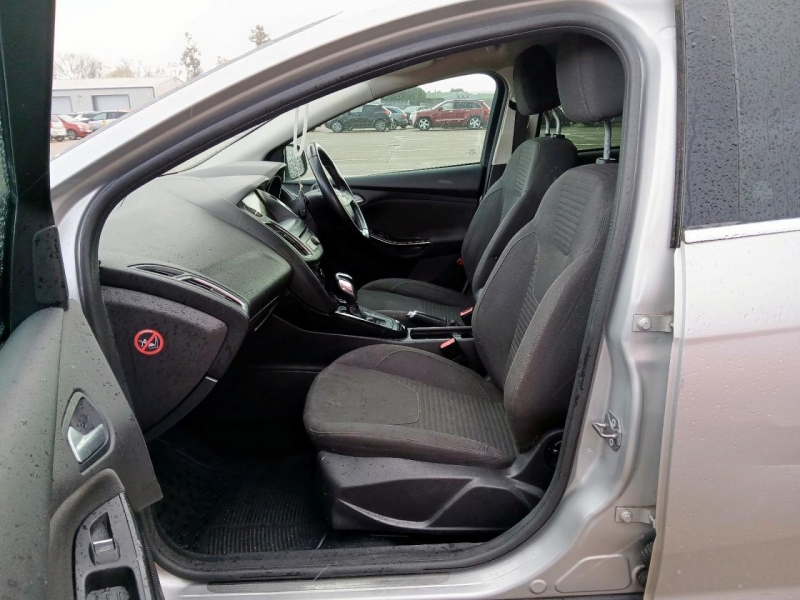 W437, Ford Focus 2015, 1.6, бензин, АКПП