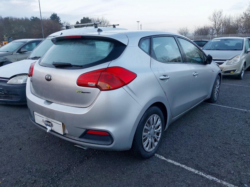 U338, Kia Ceed 2012, 1.6, дизель, МКПП