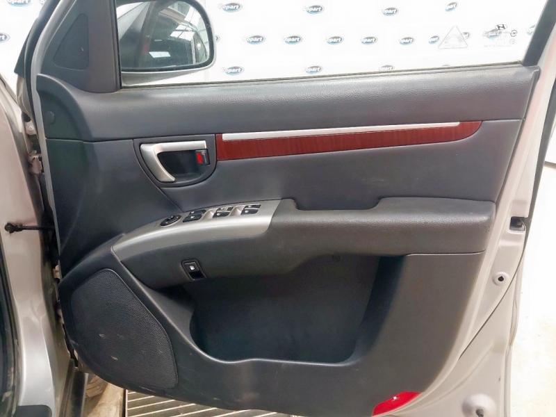 Y229, Hyundai Santa Fe 2006, 2.7, бензин, АКПП