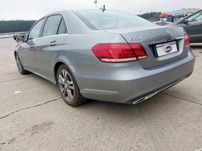 U354, Mercedes Benz E 2015, 2.1, дизель, АКПП