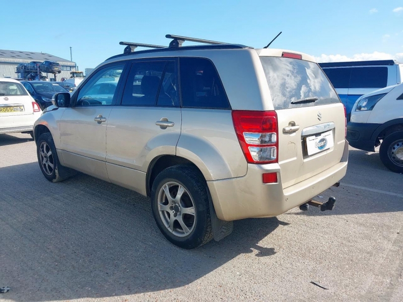 Y239, Suzuki Grand Vitara 2011, 2.4, бензин, МКПП