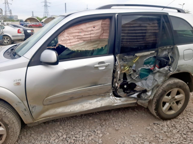 W472, Toyota RAV 4 2005, 2.0, бензин, АКПП