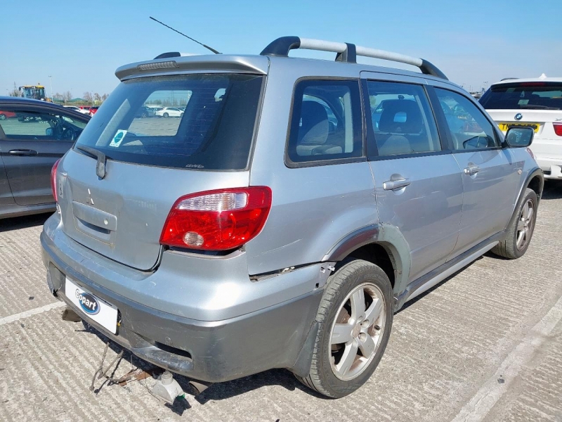 U384, Mitsubishi Outlander 2006, 2.4, бензин, АКПП