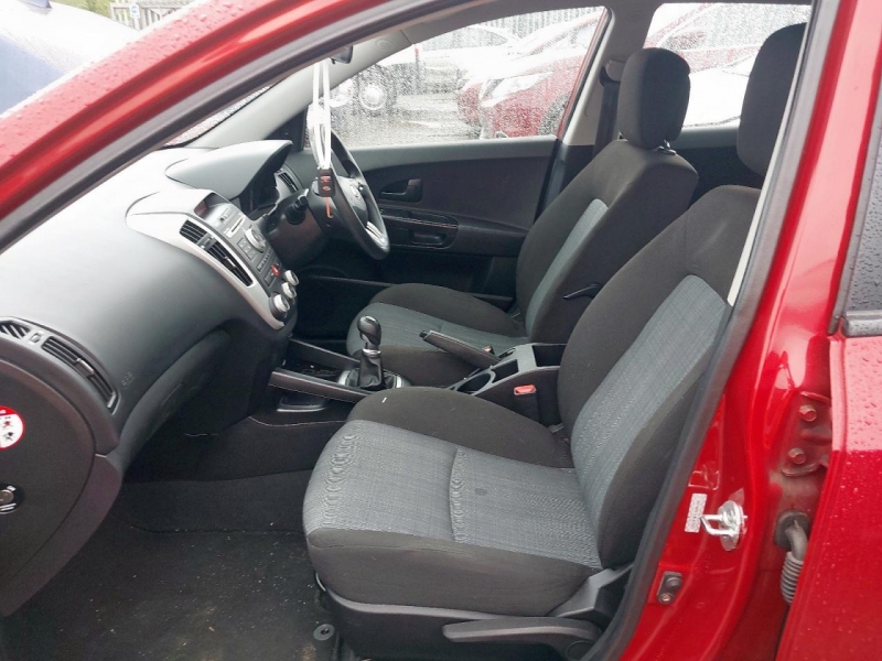 W493, Kia Ceed 2010, 1.4, бензин, МКПП