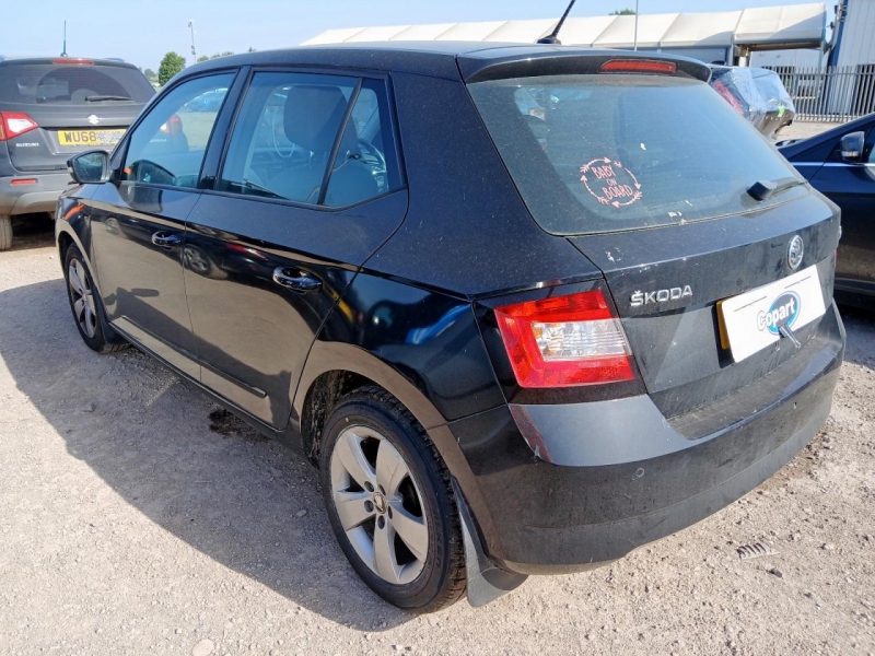 W499, Skoda Fabia 2015, 1.0, бензин, МКПП