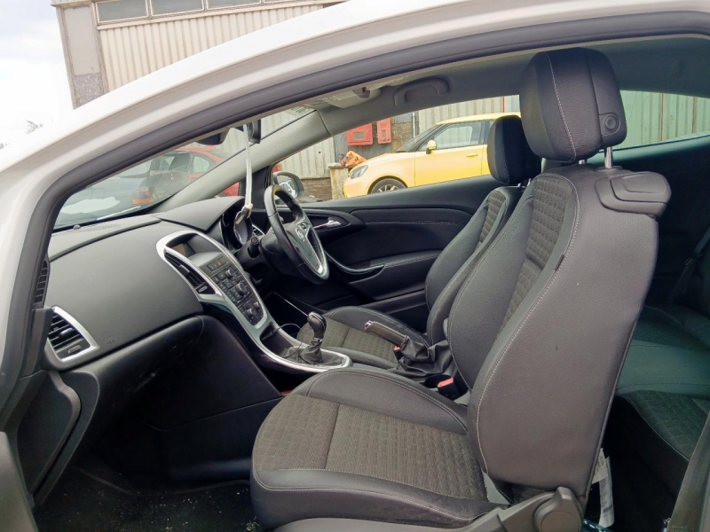 U402, Opel Astra 2015, 1.4, бензин, МКПП