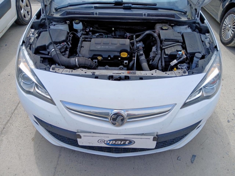 U402, Opel Astra 2015, 1.4, бензин, МКПП