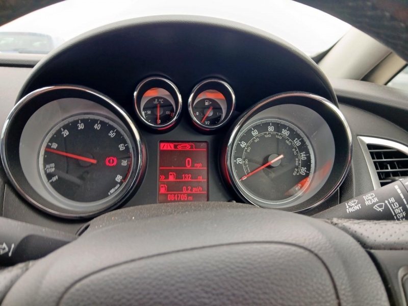 U402, Opel Astra 2015, 1.4, бензин, МКПП