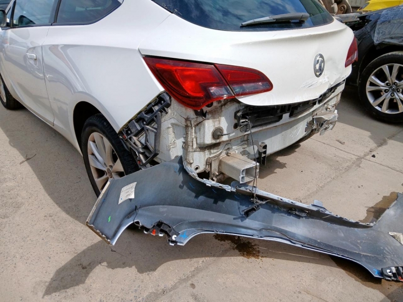 U402, Opel Astra 2015, 1.4, бензин, МКПП