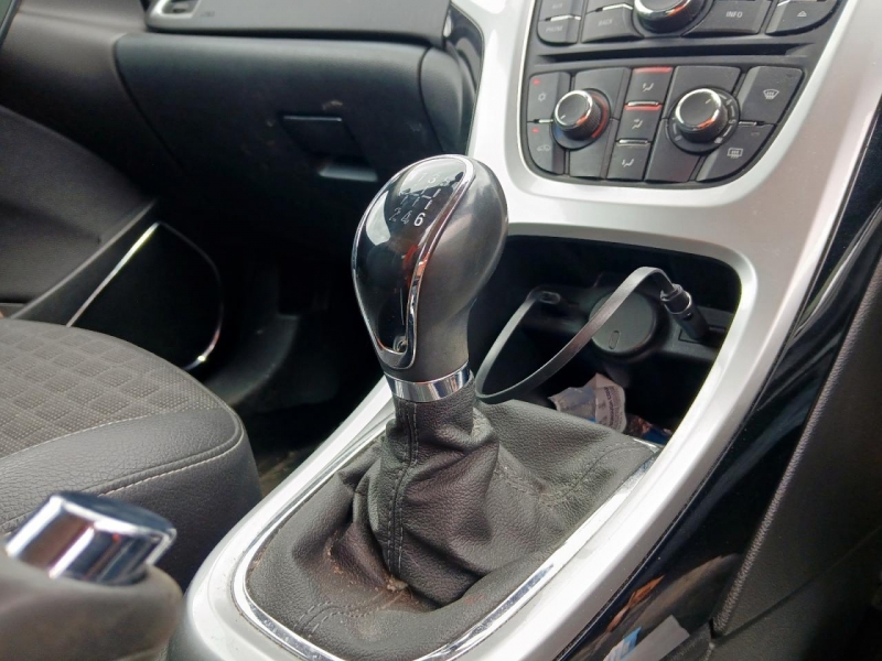 U402, Opel Astra 2015, 1.4, бензин, МКПП