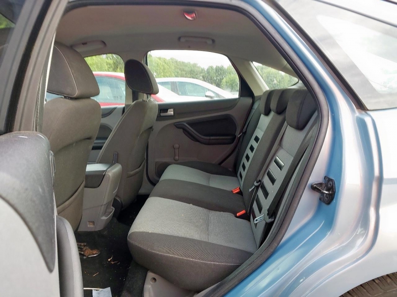 U414, Ford Focus 2008, 1.6, бензин, АКПП