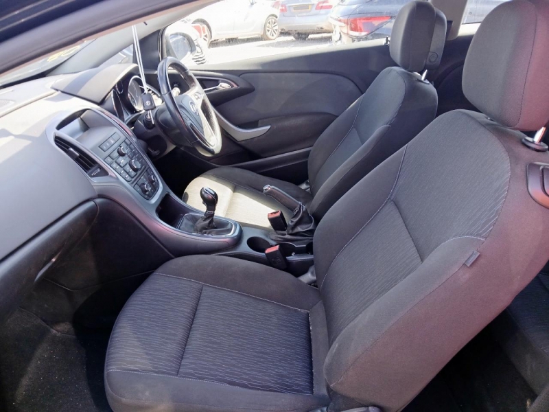 Y277, Opel Astra 2013, 1.4, бензин, МКПП