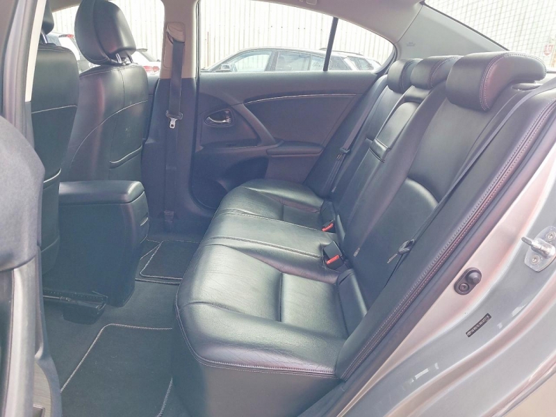 U421, Toyota Avensis 2009, 1.8, бензин, МКПП