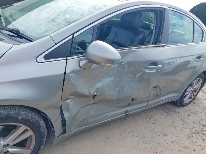 U421, Toyota Avensis 2009, 1.8, бензин, МКПП