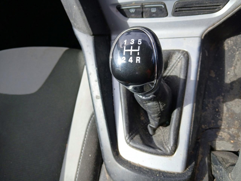 Y290, Ford Focus 2012, 1.6, бензин, МКПП