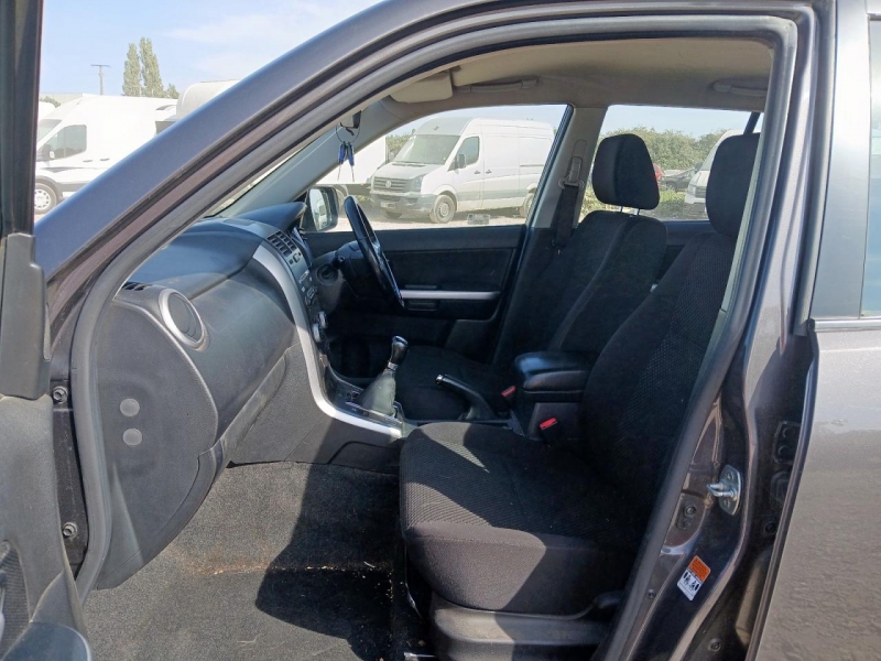 Y298, Suzuki Grand Vitara 2011, 2.4, бензин, МКПП