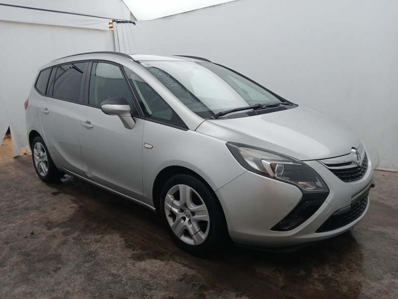 W560, Opel Zafira 2012, 1.4, бензин, МКПП